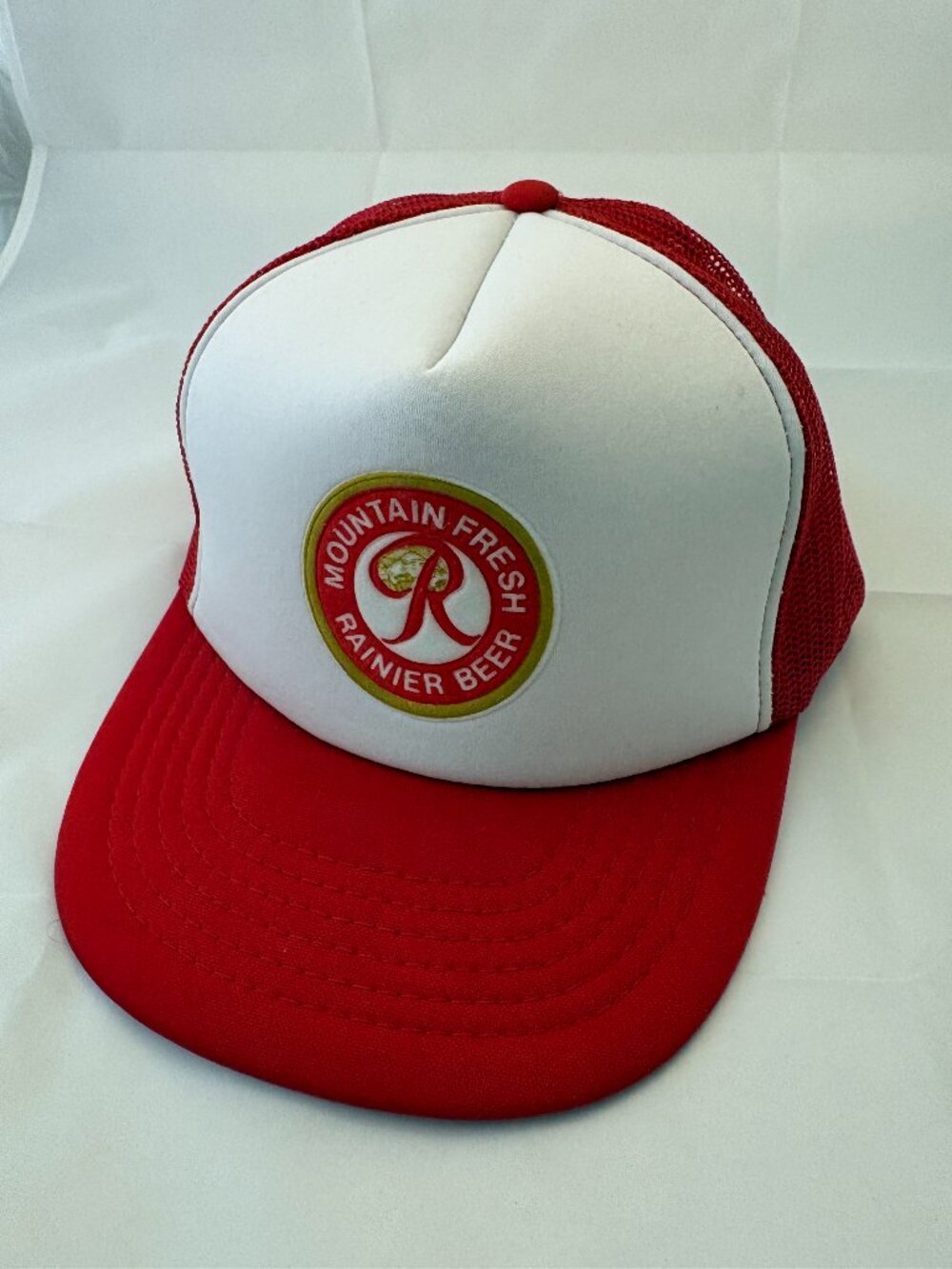 Vintage Rainier Beer Mountain Fresh Trucker Hat Red White Mesh Snapback